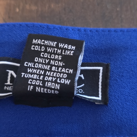 Elegant Women's Wide Leg Pants in Royal Blue - Picture 4 of 6